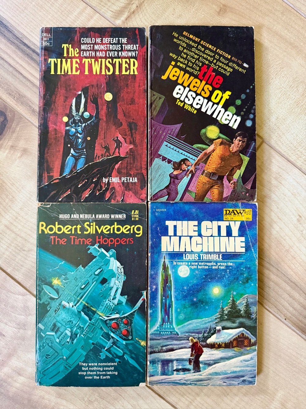 Vintage bundle of sci-fi paperback books